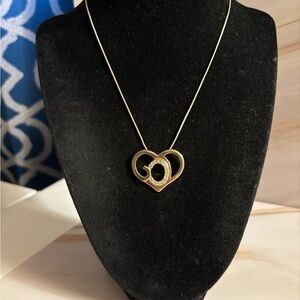 🛍️3/$25🛍️ Gold Tone ‘God Heart’ Crystal Pendant Necklace 16”+2”